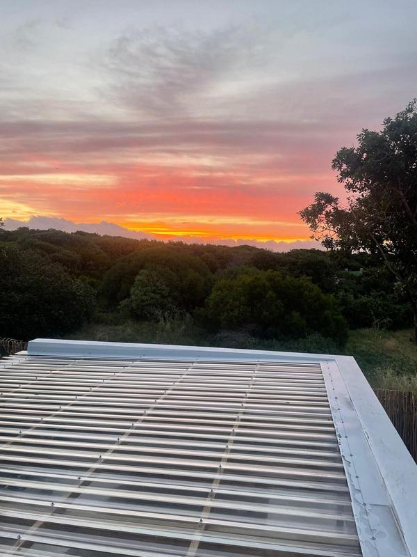 5 Bedroom Property for Sale in Sandbaai Western Cape